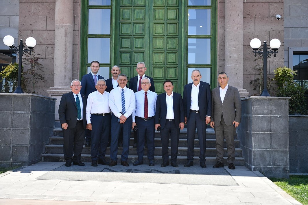 Kayseri'de Mutfak Sanatları Merkezi'nde Valiler Buluştu